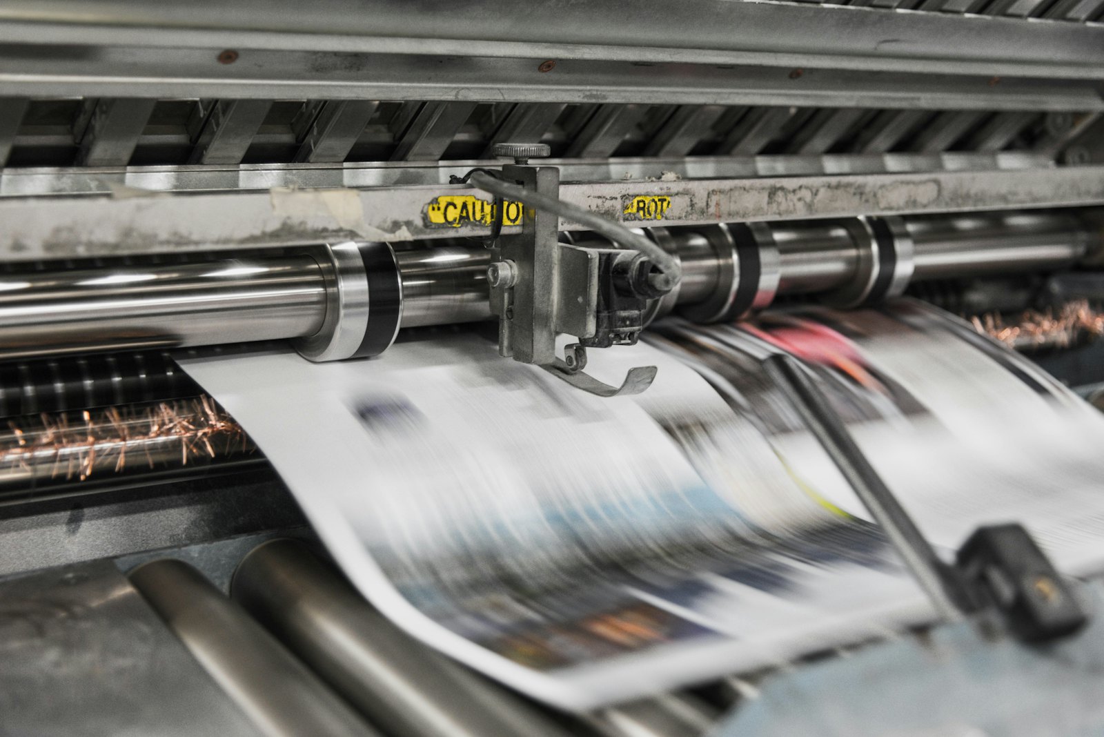 How to Make a Print-Ready PDF: The Complete Guide (CMYK, Bleed, Fonts & PDF/X)